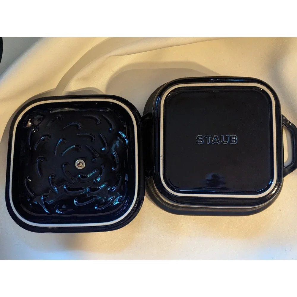 Staub Ceramic Square Covered Baking Dish Dark Blue 9 X 9 In Microwave Oven Safe